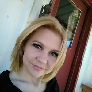 Meet your Posher, Amber thompson